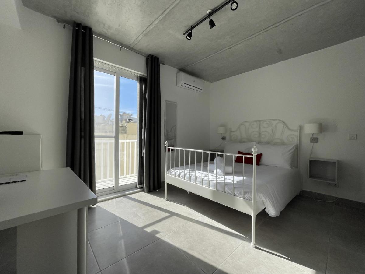 Casa Leon Malta Hotell Saint Julian's Eksteriør bilde