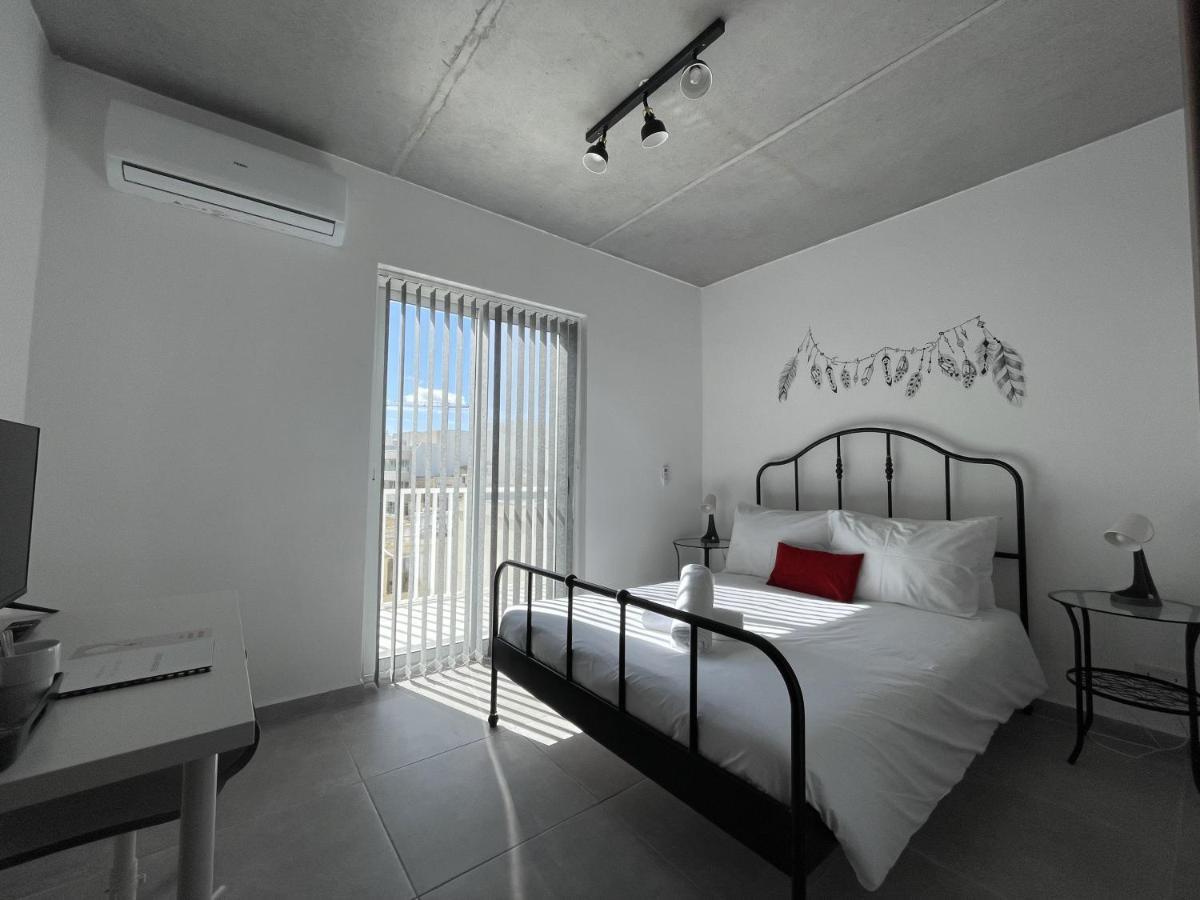Casa Leon Malta Hotell Saint Julian's Eksteriør bilde